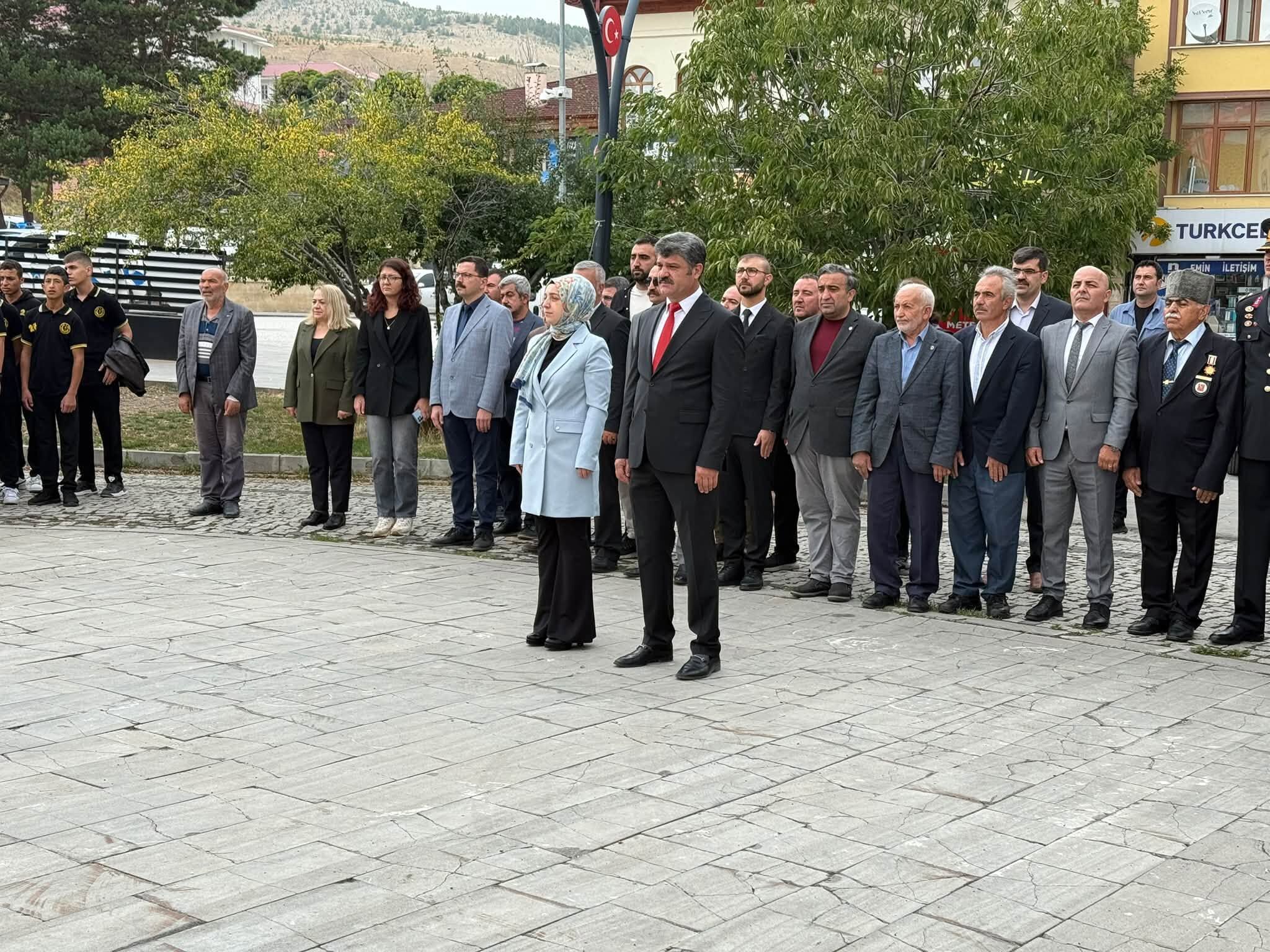 Refahiye’de Gaziler Günü İçin Çelenk Töreni Düzenlendi