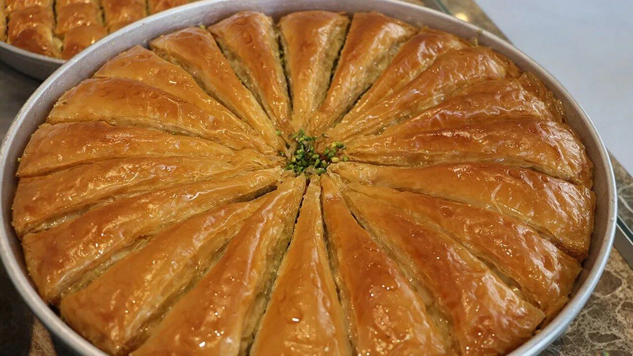 Cografi Isaretli Antep Baklavasi