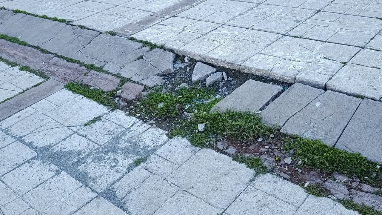 Erzincan Cumhuriyet Meydanı Bakım Bekliyor 4