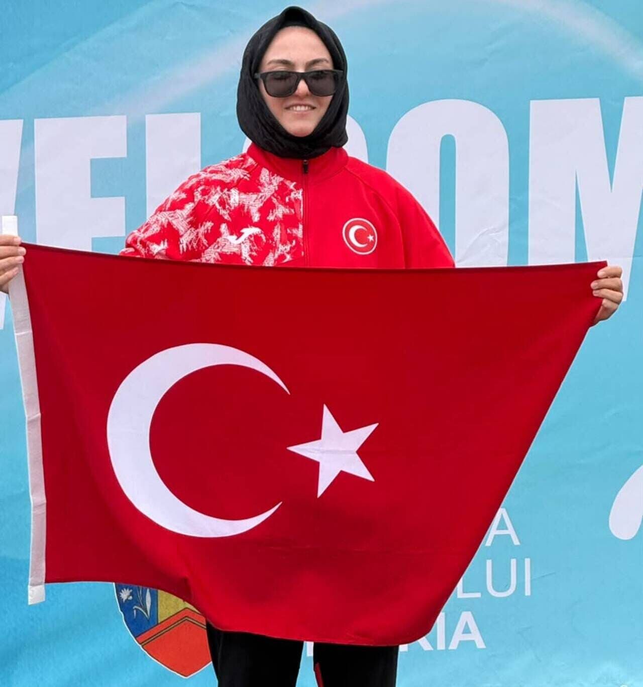 Erzincanlı Milli Paraşütçü Kübra Cengiz 2